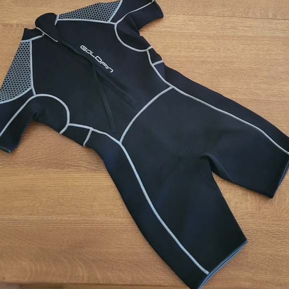 Goldfin Women's Shorty Wetsuit, 3mm Neoprene - black - Picture 4 of 12